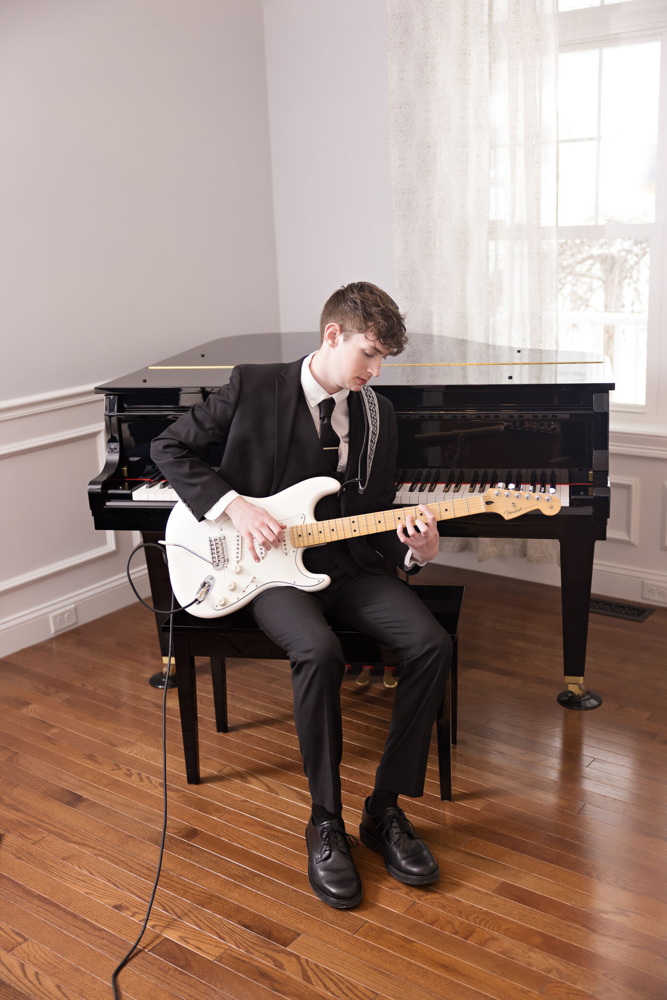 Emmett performing in concert